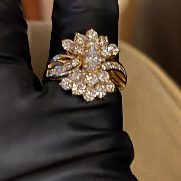 GRANT BROTHERS | Jewelry | Luxury Ladys 4kt Diamond Dinner Ring 3 ...